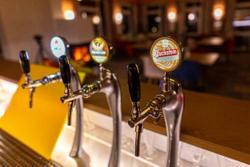 Hostal Pension Caf� Nina