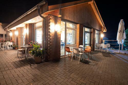 Hostal Pension Caf� Nina