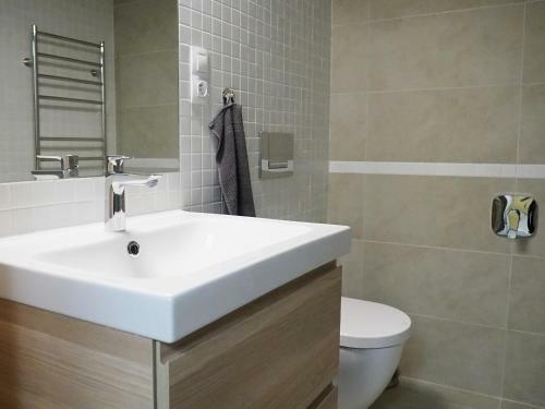 Ap10 - Hradec Apartments "overnight Simply"