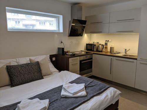 Ap10 - Hradec Apartments "overnight Simply"