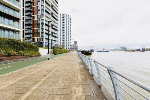 Apartamento Executive Waterfront Split Penthouse