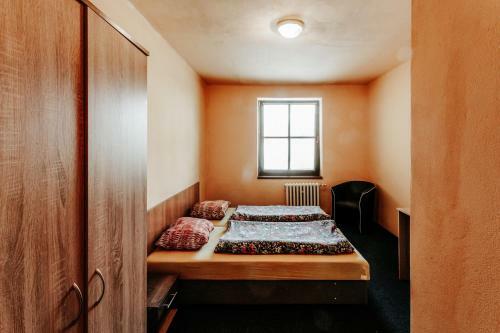 Hotel Na Kn�?ec� Husinec