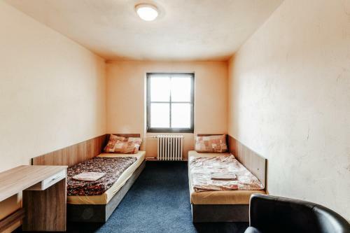 Hotel Na Kn�?ec� Husinec