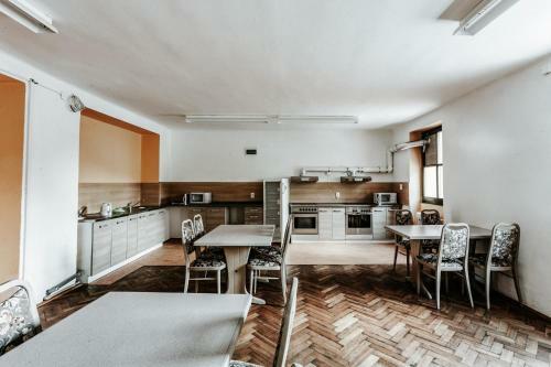 Hotel Na Kn�?ec� Husinec