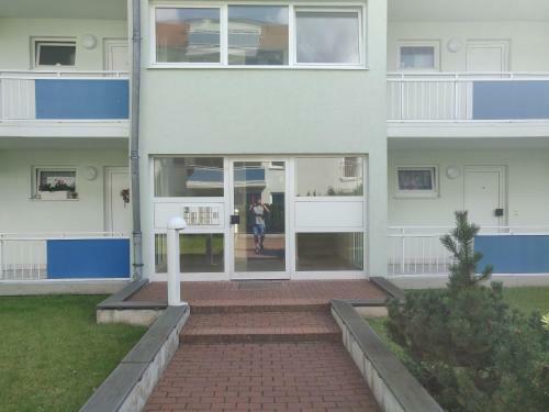 Apartamento Bright Maisonette Apt, 2 Baths, 2 Balcony, 200mbit, Dishwasher, Washdryer, Full Kitchen
