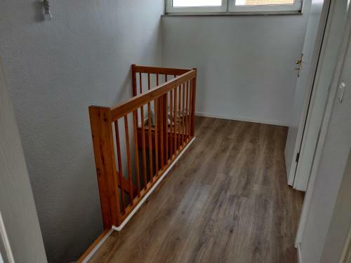 Apartamento Bright Maisonette Apt, 2 Baths, 2 Balcony, 200mbit, Dishwasher, Washdryer, Full Kitchen