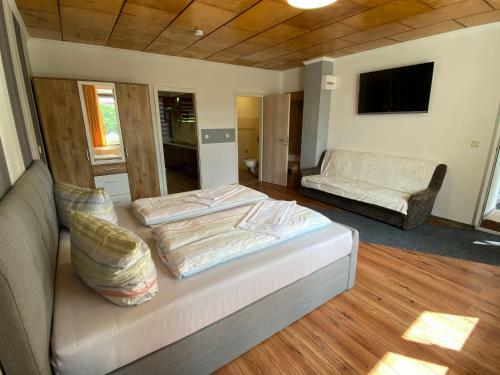 Albergue Pension Florion