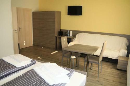 Albergue Pension Florion