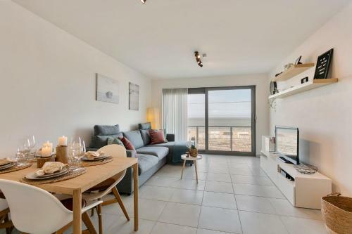 Cosy Apartment With Amazing Beach View