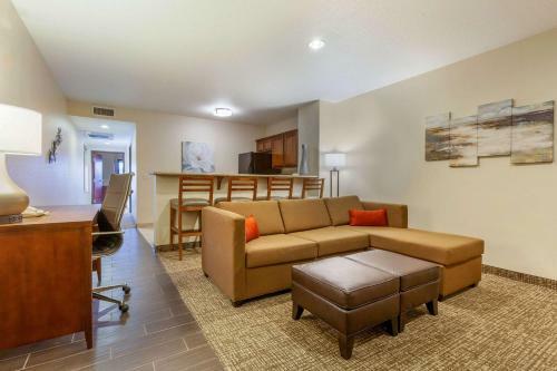 Hotel Comfort Suites Univ. Of Phoenix Stadium Area