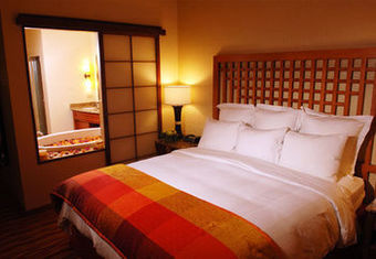 Renaissance Phoenix Glendale Hotel And Spa