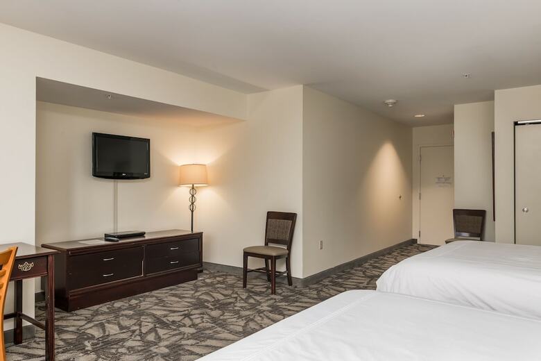 Attitash Grand Summit Hotel