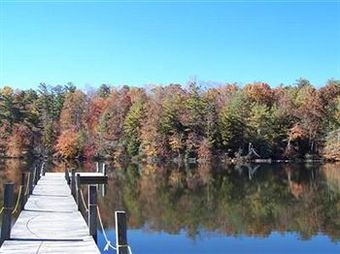 Hotel Highland Lake Inn & Resort - Flat Rock