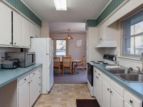 Mill House Lodge - Flat Rock