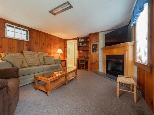 Mill House Lodge - Flat Rock