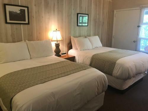 Mill House Lodge - Flat Rock