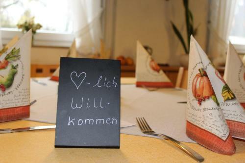 Posada Gasthof R�ssle Ochsenwang