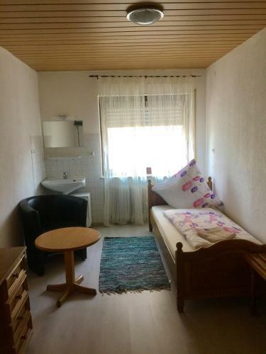 Posada Gasthof R�ssle Ochsenwang