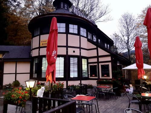 Hostal Penzion A Restaurace Belveder