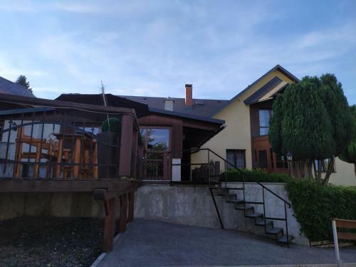 Apartamento Ubytov�n� U Bohou?e