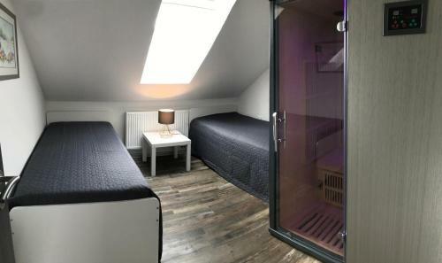 Attic Spa Apartment 3kk (80 M2)