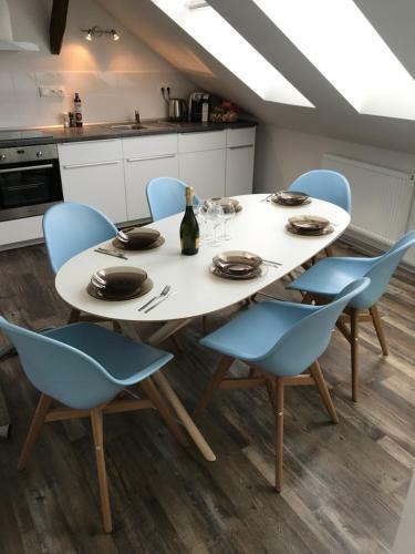 Attic Spa Apartment 3kk (80 M2)