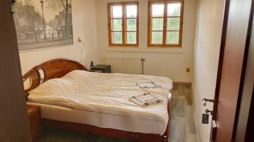 Hostal Pension Herm�na