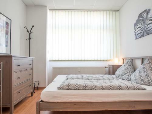 Spacious And Modern Furnished Apartment For 10 Guests