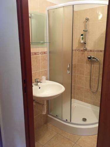 Horsk� Apartm�n V Karlovic�ch (Karlovick� Dv?r)
