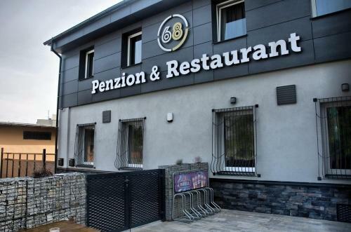 Hostal Penzion 68