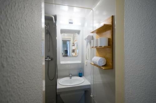 Apartamento Altbauwohnung Mit 3 B�dern (pb6)