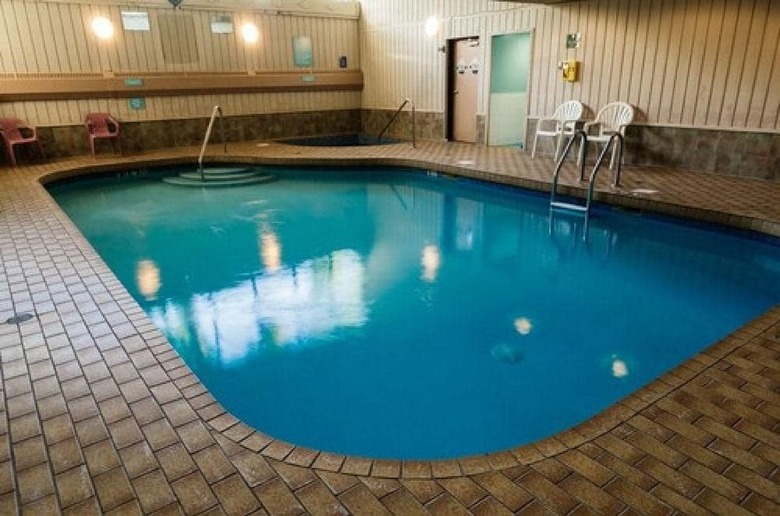 Hotel Douglas Fir Resort And Chalets