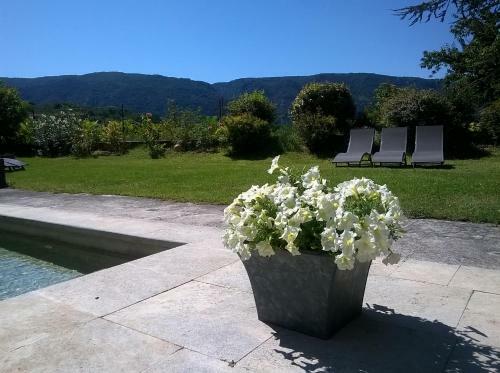 Bed & Breakfast Le Mas Des L�nes
