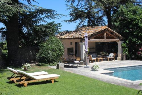 Bed & Breakfast Le Mas Des L�nes