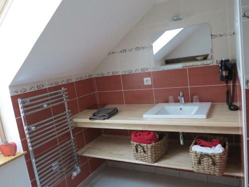 Bed & Breakfast Sarl La Ferme De Maraval