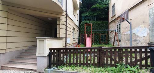 Apartm�n 46m2 S Balkonem V L�ze?sk�m Centru