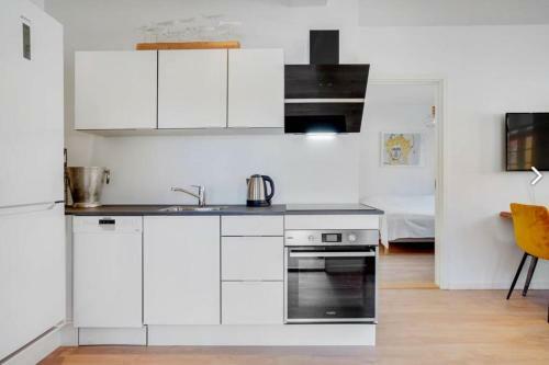 Apartamento 2 Centralt Beliggende Og Lyst Indrettet Lejlighed