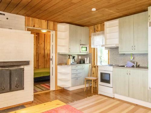 Holiday Home Isokoskelo
