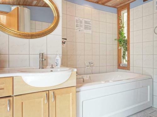 Holiday Home Aakirkeby XVII