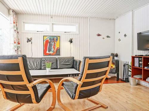 Holiday Home Aakirkeby XV