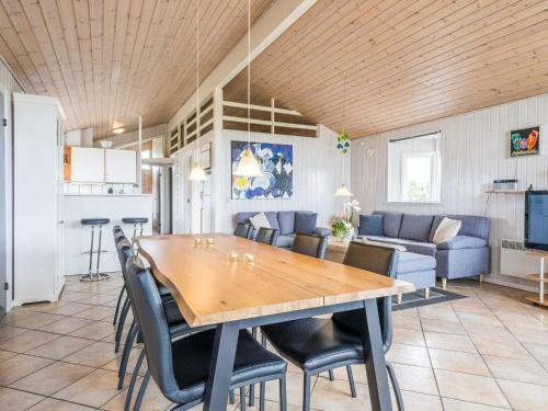 Holiday Home Tarm Lxiii