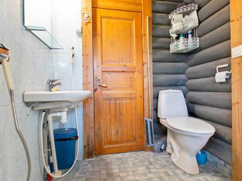 Holiday Home Sinisorsa