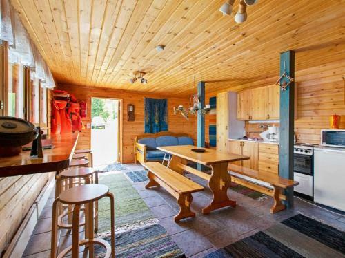 Holiday Home Sinisorsa