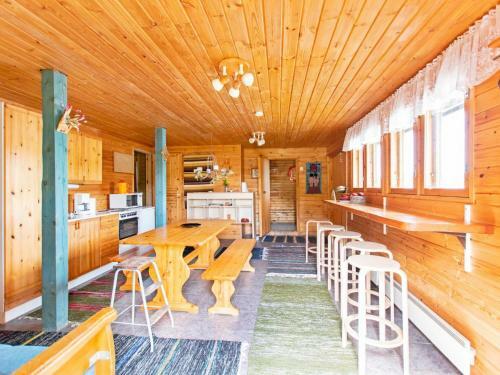 Holiday Home Sinisorsa