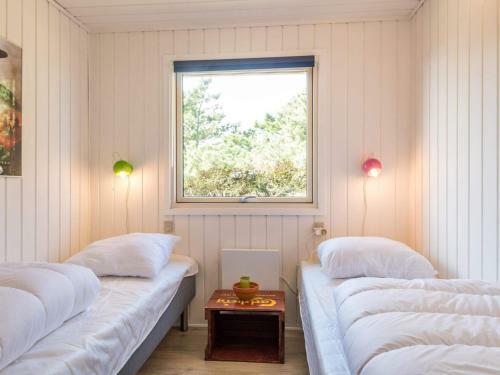 Holiday Home Fan� Cxcv