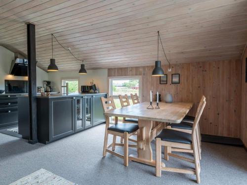 Holiday Home Fan� Cxlvii