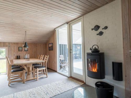 Holiday Home Fan� Cxlvii