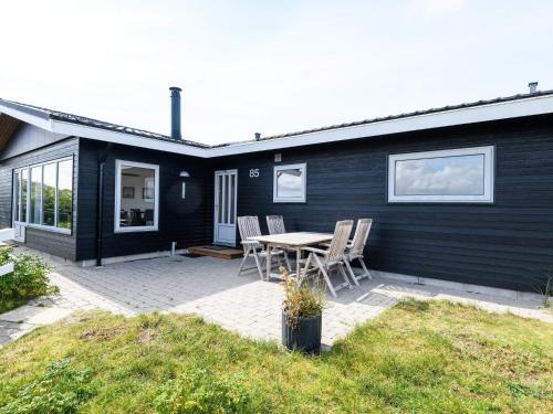Holiday Home Fan� Cxxxviii