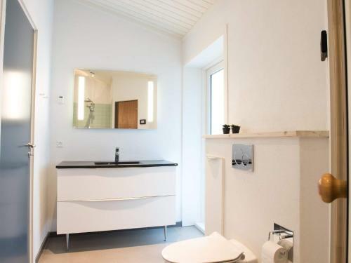 Holiday Home Fan� Clxxxiv