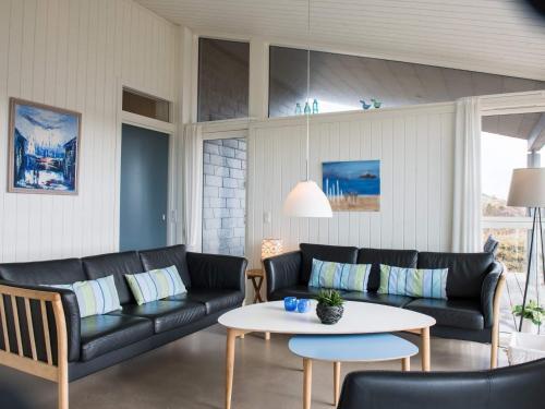 Holiday Home Fan� Clxxxiv